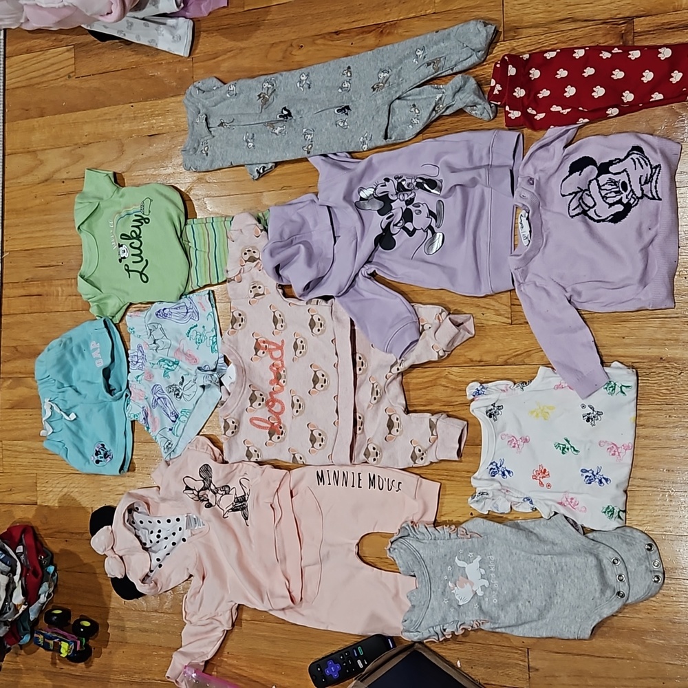 14 piece Disney bundle size 3 to 6 months